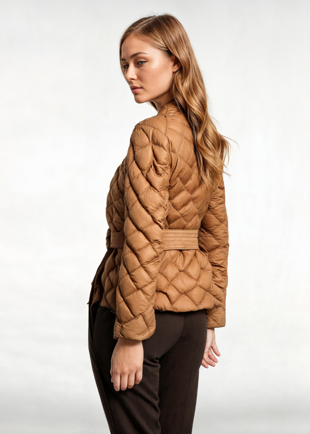 Isolde - Elegante Pofmantel voor de Winter