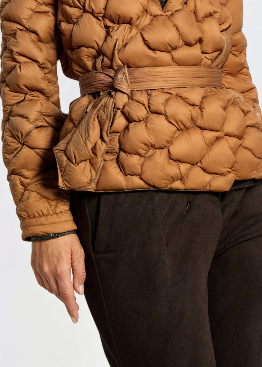 Isolde - Elegante Pofmantel voor de Winter